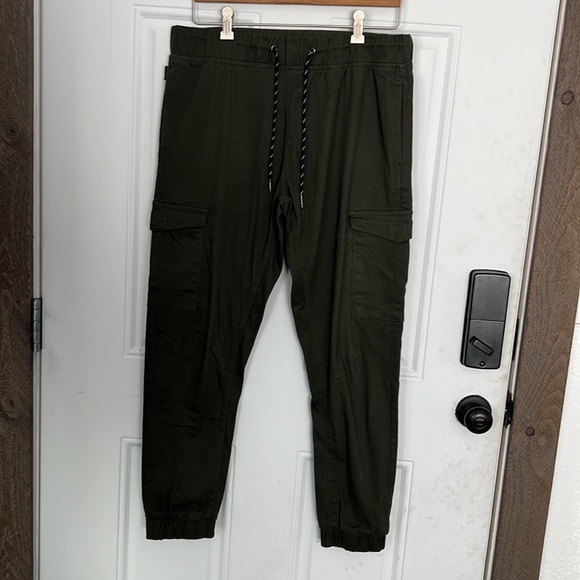 ROF Ring of Fire Olive Green Mens size medium Joggers pants pull on - Picture 1 of 8